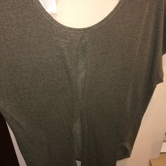 Blouse - Picture 2 of 3